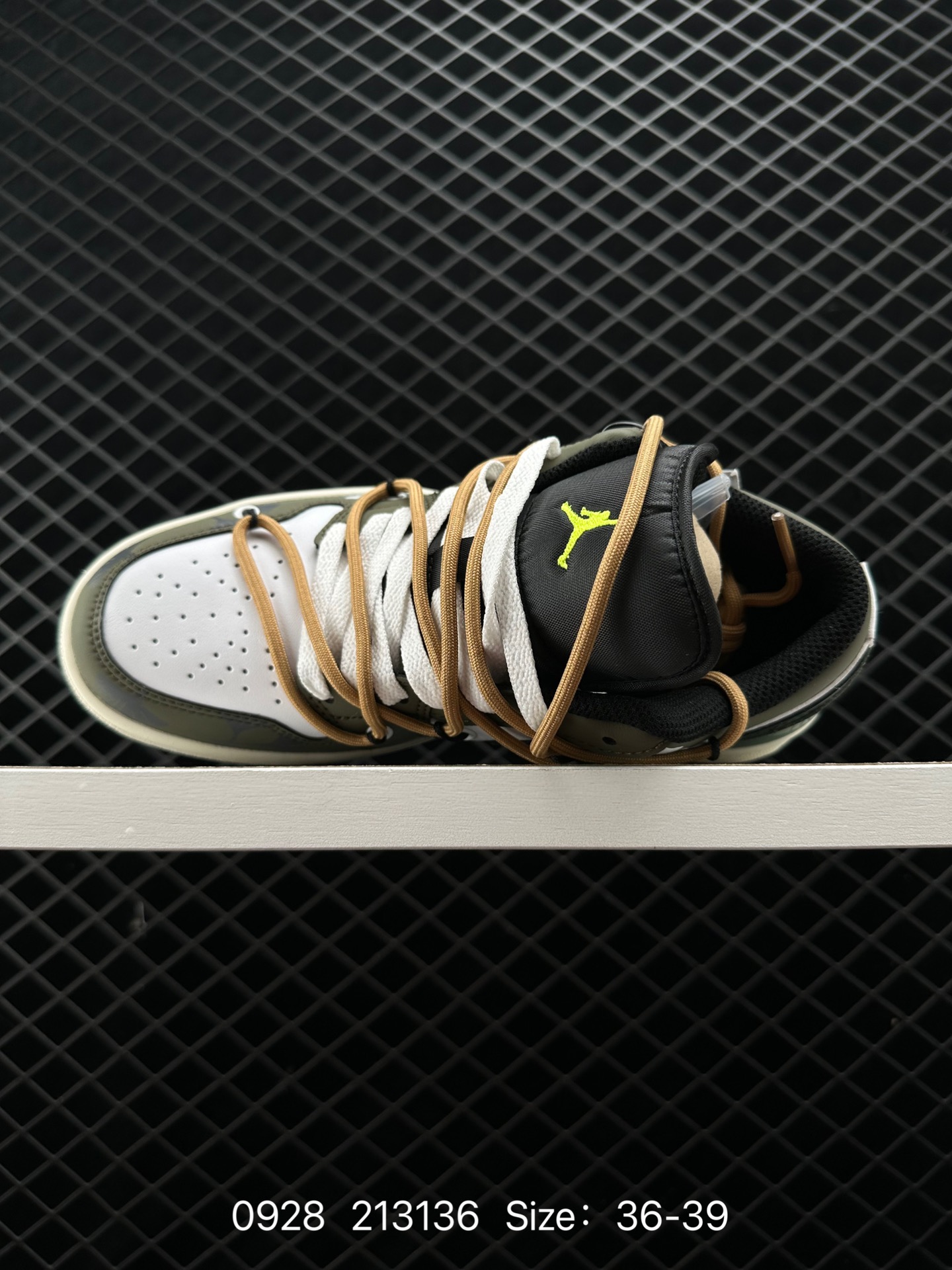 Nike Air Jordan 1 Low”Brown Mocha“